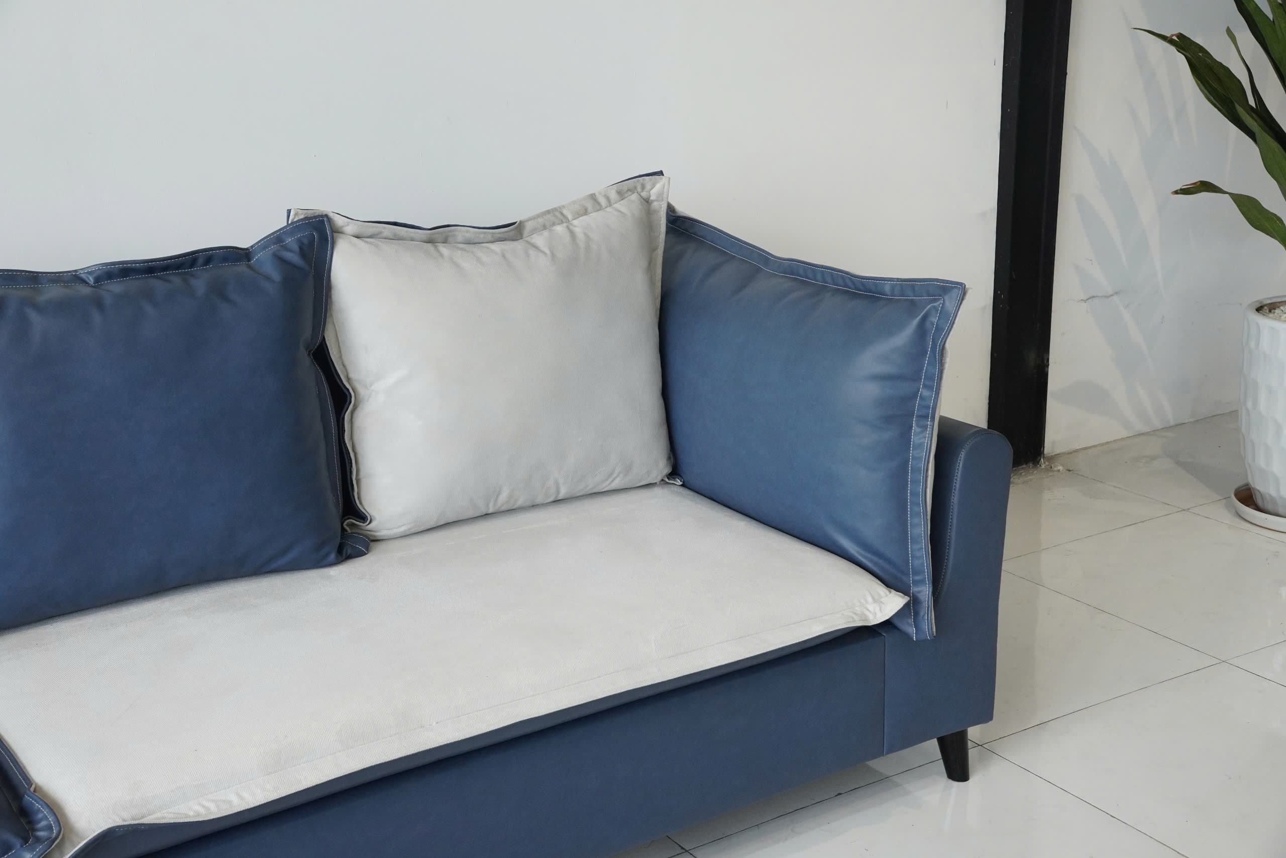 Sofa 16